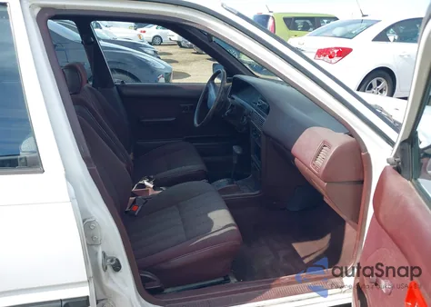 1989 Toyota Corolla Dlx from USA, damaged, VIN 1NXAE92E9KZ044153